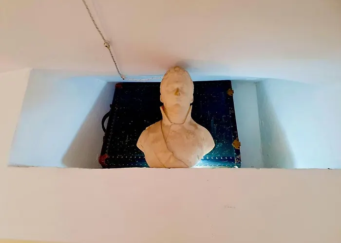 De Benedetti Sarzana