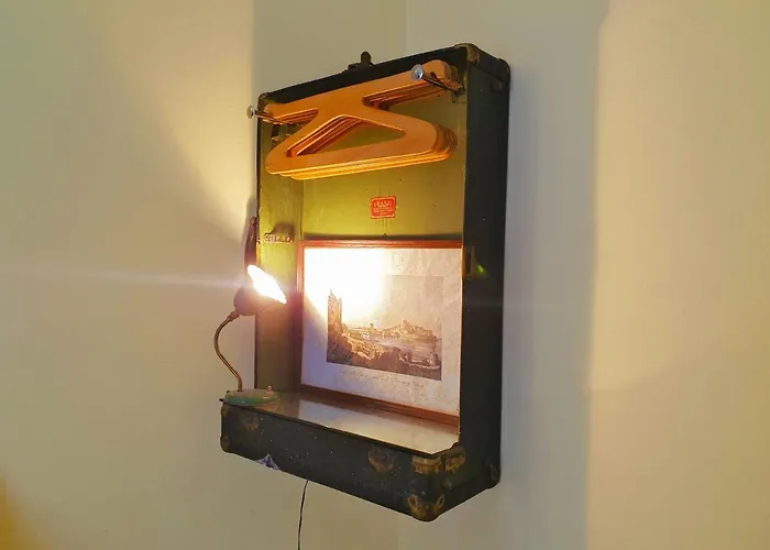 Pensión De Benedetti Sarzana